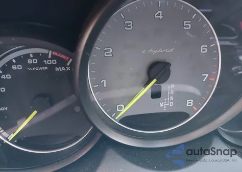 2017 Porsche Cayenne E-Hybrid S Platinum Edition z USA, uszkodzony, nr VIN WP1AE2A20HLA74657